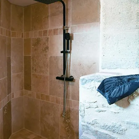 Simon Carretey Sauna & Swimming-p, Calm